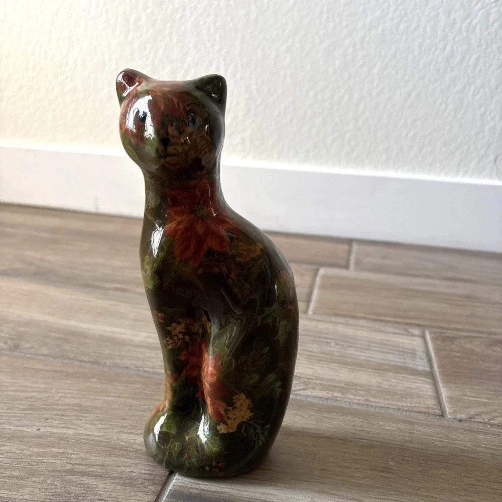 Vintage Cat‎ Decoupage Look Poinsettia Green Floral Figurine Statue 9